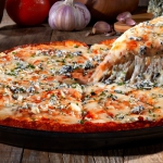 pizza_alla_cazzerola_cuatro-quesos_italiannis