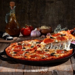 pizza_cazzerola_peperoni_e_aceitunas_italiannis